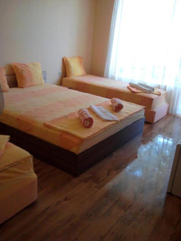 Denz Hotel Chernomorets Buitenkant foto