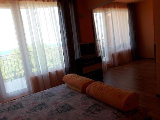 Denz Hotel Chernomorets Buitenkant foto
