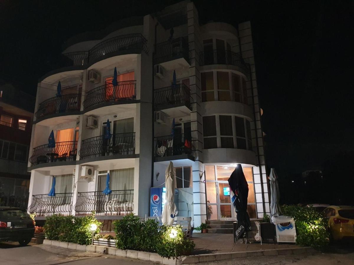 Denz Hotel Chernomorets Buitenkant foto