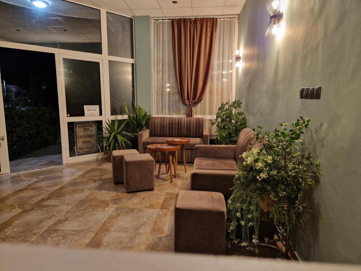 Denz Hotel Chernomorets Buitenkant foto