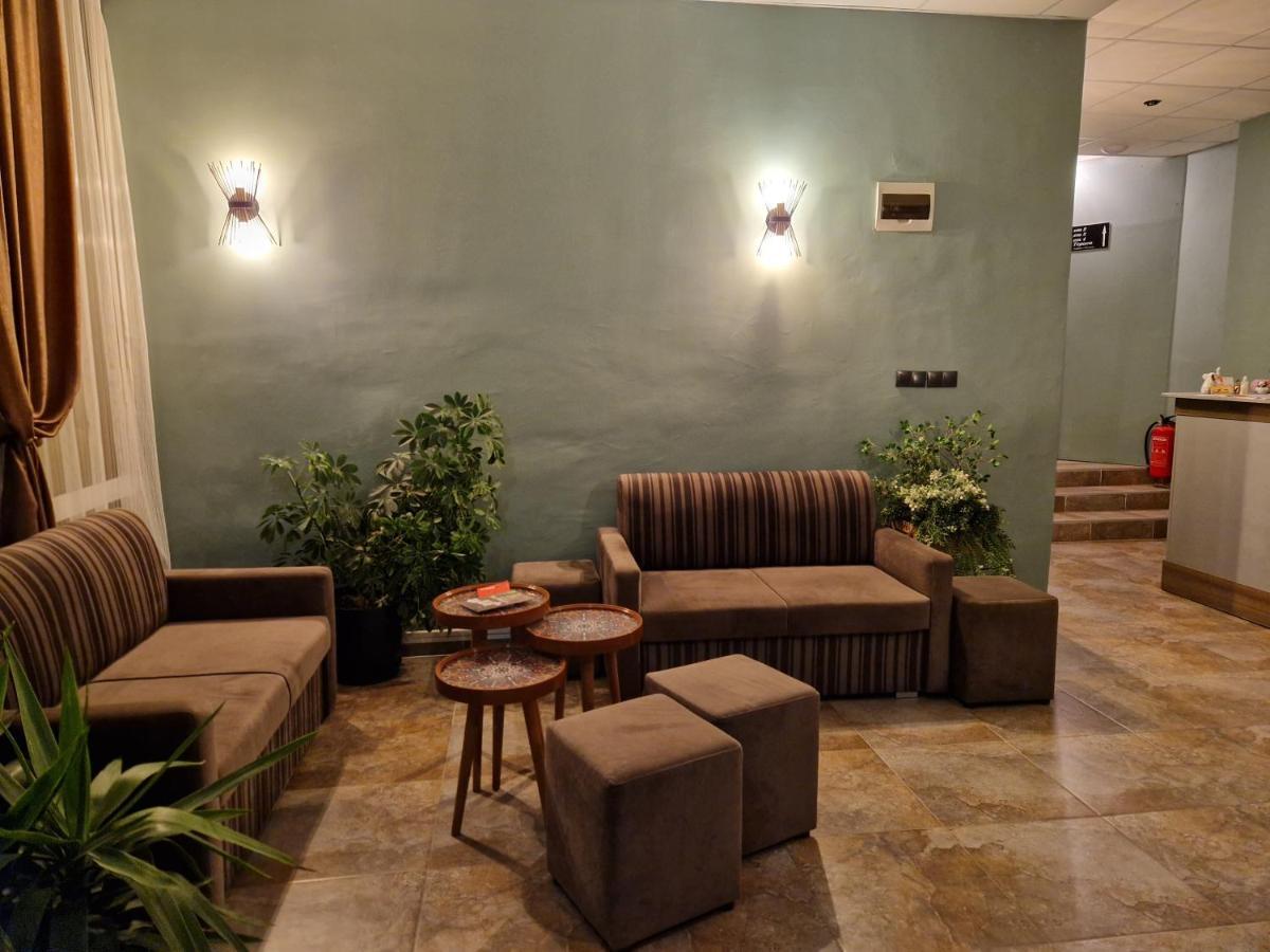 Denz Hotel Chernomorets Buitenkant foto